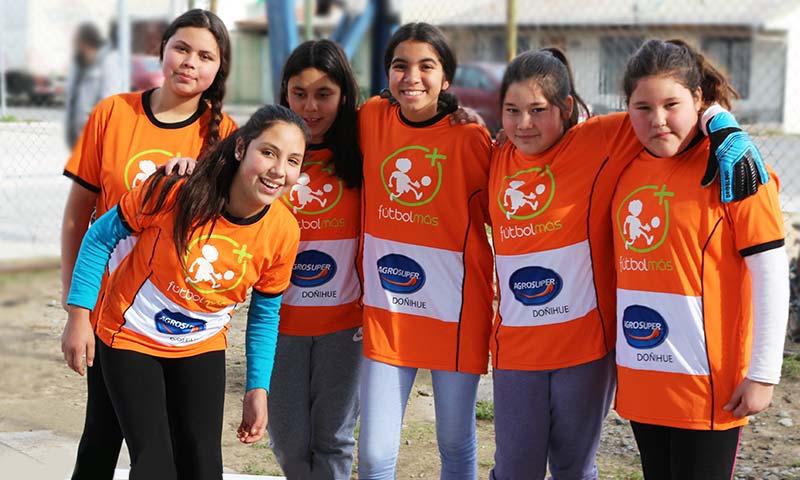 Fundación Fútbol Más y Agrosuper unidos por los niños y niñas de la Región de OHiggins