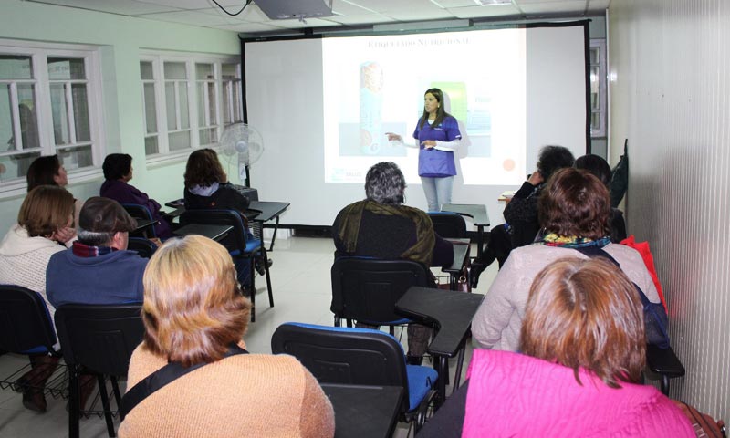 Salud Machalí desarrolla positivamente taller Yo cuido mi enfermedad crónica
