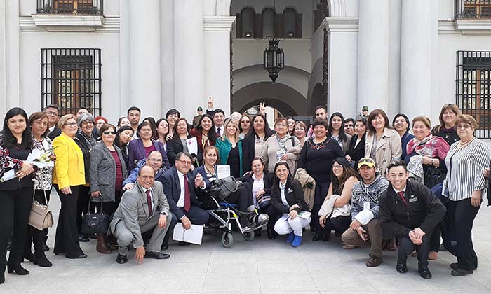 Dirigentes Sociales de O´Higgins reciben en Santiago certificación en Liderazgo