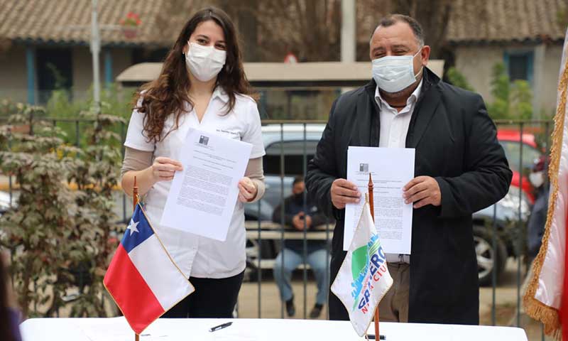 Municipio de Graneros firma convenio con Hospital Santa Filomena para actuar con eficiencia en medio de la emergencia