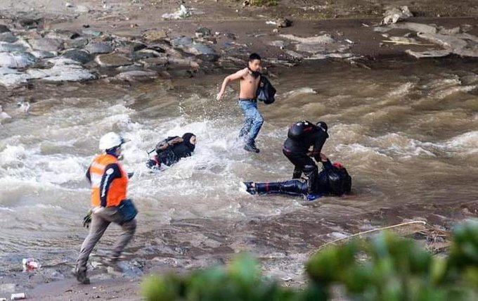 En confuso incidente con carabinero menor de edad cae al Río Mapocho