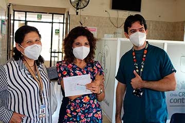 En Palmilla se inició vacunación de funcionarios de salud contra COVID-19