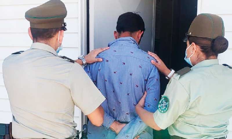 Carabineros de Mostazal detuvieron a sujeto con tres órdenes de detención vigente