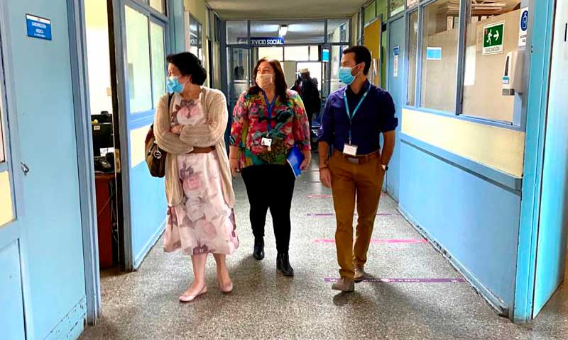 Directora del Servicio de Salud O’Higgins visita Hospital de San Vicente