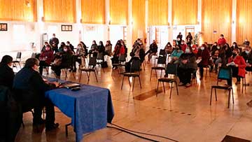 Alcalde de Las Cabras y representantes de la educación evaluaron posible retorno a clases presenciales