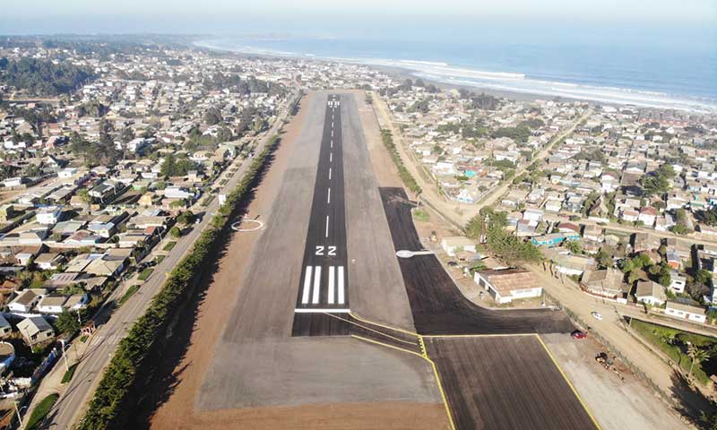 Inauguran nueva pista en aeródromo de la comuna de Pichilemu