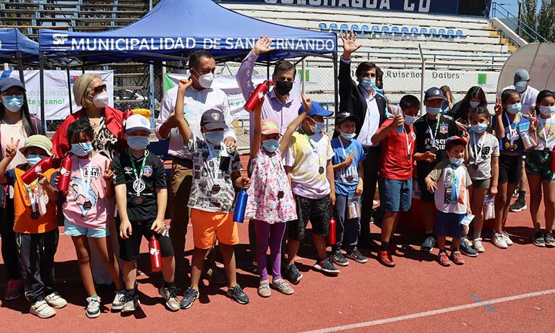 Alcalde de San Fernando participa en el lanzamiento del programa "Escuelas de verano 2022"