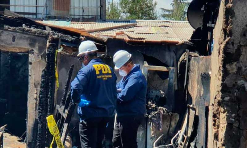 Investigan muerte de dos personas en incendio ocurrido en Rancagua