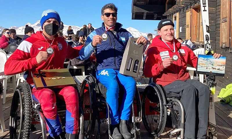 Nicolás Bisquertt esquiador paralímpico logró medalla de plata en Suiza