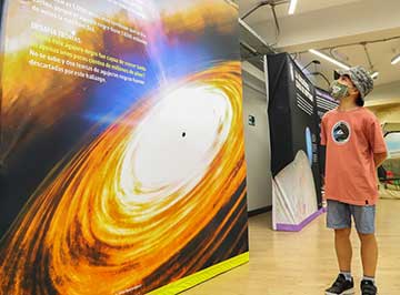 Exposición astronómica de realidad virtual abre sus puertas en Rancagua