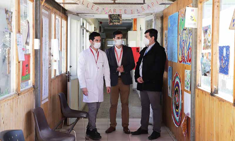 En Pichilemu exponen trabajos de pacientes de Salud Mental
