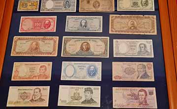 Exposición de “monedas y billetes del mundo” llega a Mostazal