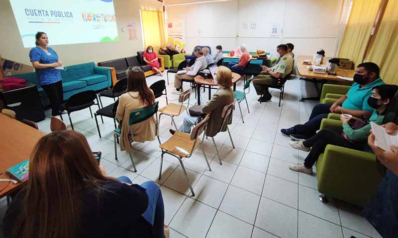 Hospital de San Vicente realiza conversatorio “Hablemos de Salud” con dirigentes sociales