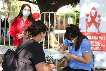 Alta convocatoria en jornada de promoción y prevención de VIH/Sida organizada por Hospital San Fernando