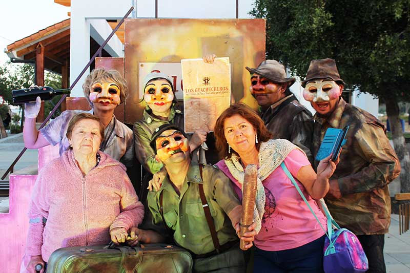 Mujeres, fútbol y la hinchada: obra de teatro Territorio celeste se presentará en la comuna de Olivar