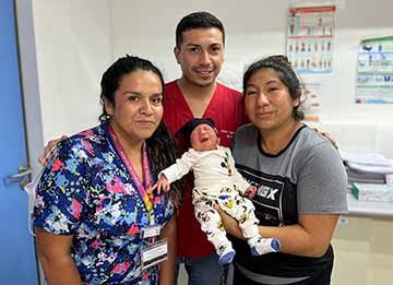 Bebé nace en ambulancia mientras era trasladado al Hospital de Litueche