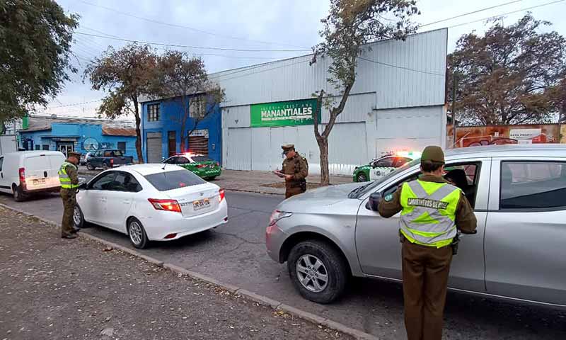 19 detenidos, armas modificadas y drogas decomisadas