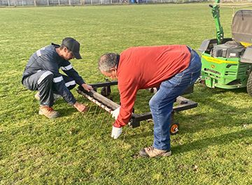 Comienzan trabajos de mantención en canchas interiores del estadio municipal de San Fernando