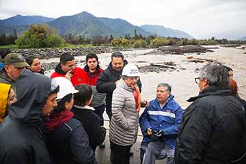 Ministra del MOP supervisa obras de emergencia para prevenir nuevos desbordes del Río Cachapoal