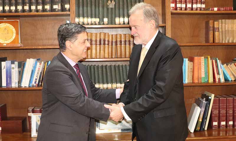 Alcalde de San Fernando se reúne con embajadores de Argentina y Brasil