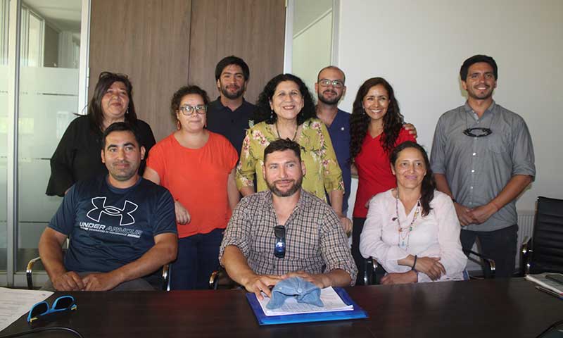 Alcaldesa de Palmilla firma contratos para inicio de obras de importantes proyectos para la comuna