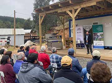 Agricultores inauguran planta de producción de aceite de oliva en Paredones