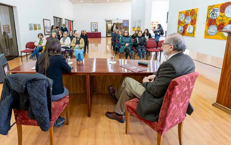 Libro visibiliza el exilio femenino chileno durante la dictadura