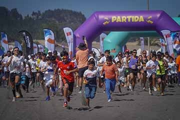 Corrida familiar en Pichilemu cierra con éxito el programa de Centros de Cuidados para Trabajos de Temporada 2025