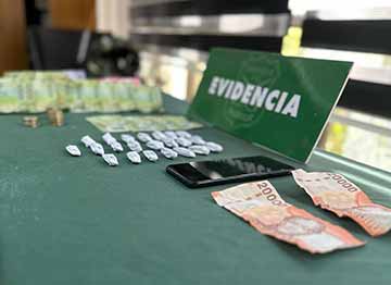 Carabineros detiene a dos individuos por microtráfico en allanamiento en Rancagua