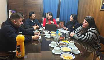Senama y Bomberos se unen en convenio para mejorar la calidad de vida de voluntarios mayores en O’Higgins