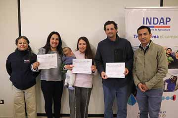 Jóvenes de O’Higgins impulsan emprendimientos agrícolas con el programa Mi Primer Negocio Rural de Indap