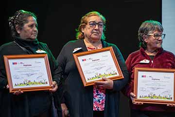 Personas mayores de Mostazal celebran integración y bienvenida del Programa Vínculos