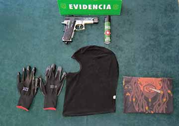 Carabineros detiene a tres sujetos tras violento asalto a domicilio en Mostazal