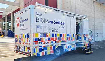 Inauguran bibliomóvil regional que recorrerá las 33 comunas de O’Higgins